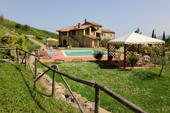 Casale in vendita a Montecatini Val di Cecina (PI) - rif. P532