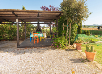 Porzione di bifamiliare in vendita a Riotorto (LI) - rif. C02