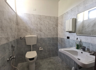 Attività commerciale in affitto a Venturina Terme (LI) - rif. AF2