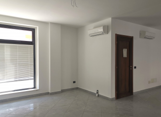 Attività commerciale in affitto a Venturina Terme (LI) - rif. AF2