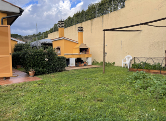 Porzione di trifamiliare in vendita a Piombino (LI) - rif. B207