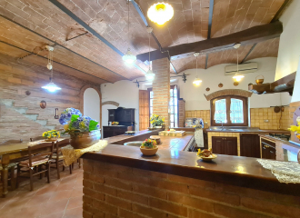 Appartamento indipendente in vendita a Campiglia Marittima (LI) - rif. A823