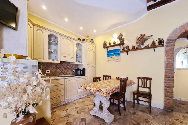 Appartamento in vendita a Massa Marittima (GR) - rif. L62