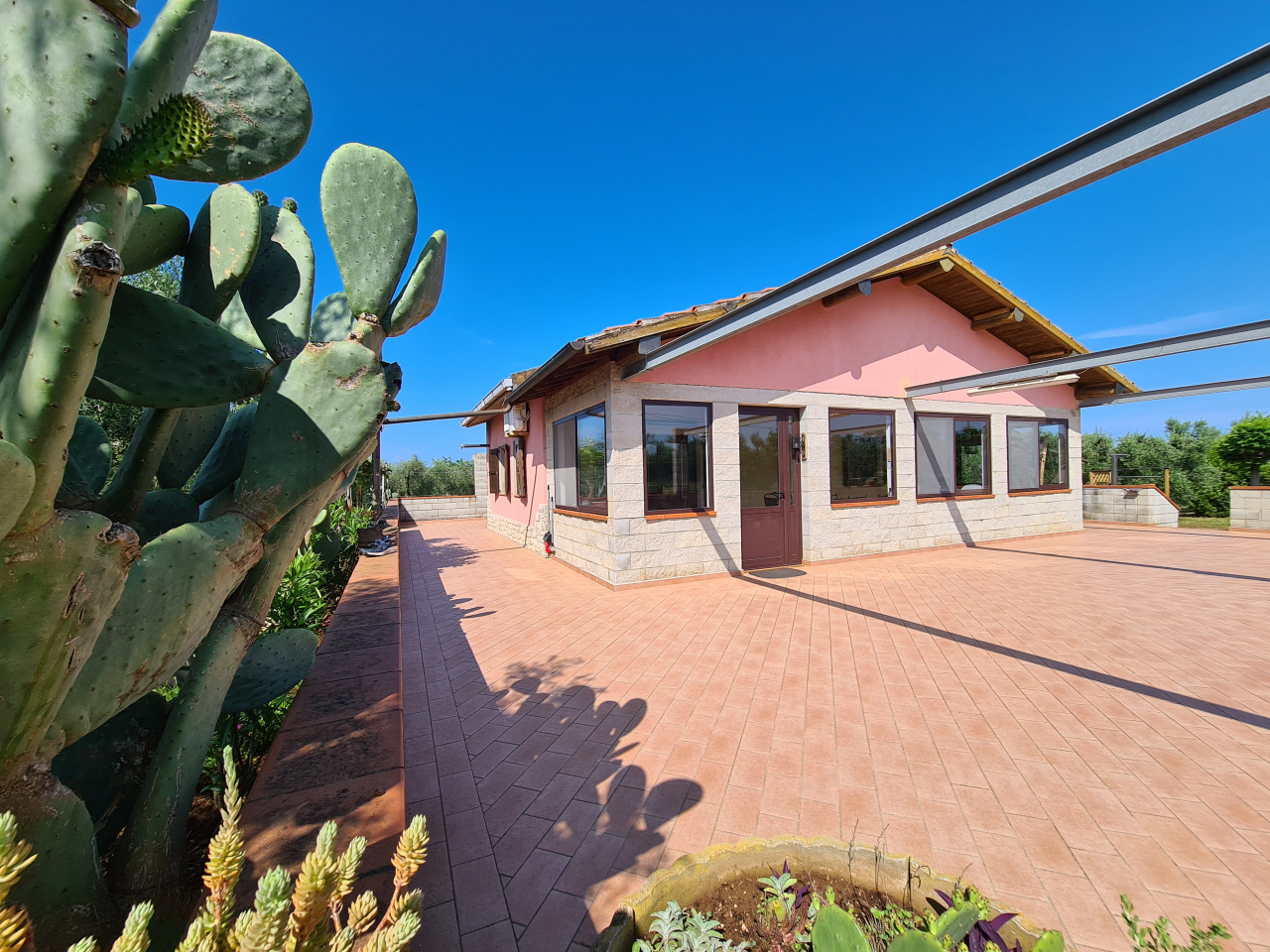 Rustico in vendita a San Vincenzo (LI) - rif. R95