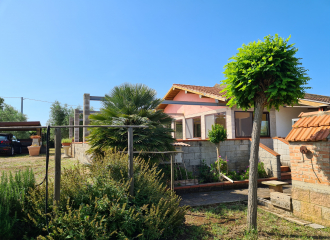 Rustico in vendita a San Vincenzo (LI) - rif. R95