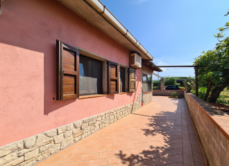 Rustico in vendita a San Vincenzo (LI) - rif. R95