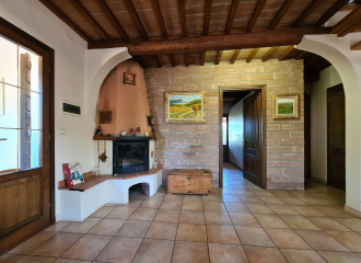 Rustico in vendita a San Vincenzo (LI) - rif. R95