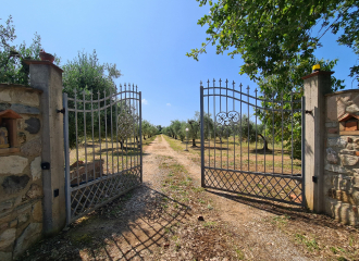 Rustico in vendita a San Vincenzo (LI) - rif. R95