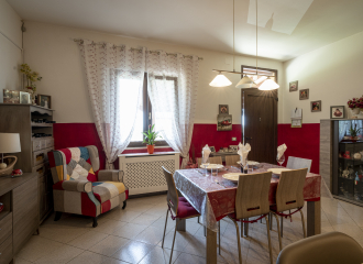 Casa indipendente in vendita a Campiglia Marittima (LI) - rif. R96