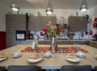 Casa indipendente in vendita a Campiglia Marittima (LI) - rif. R96