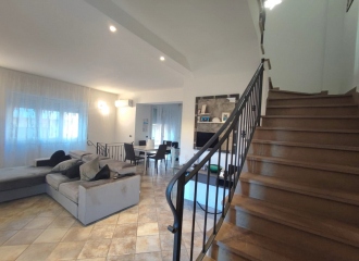 Appartamento indipendente in vendita a Venturina Terme (LI) - rif. A838