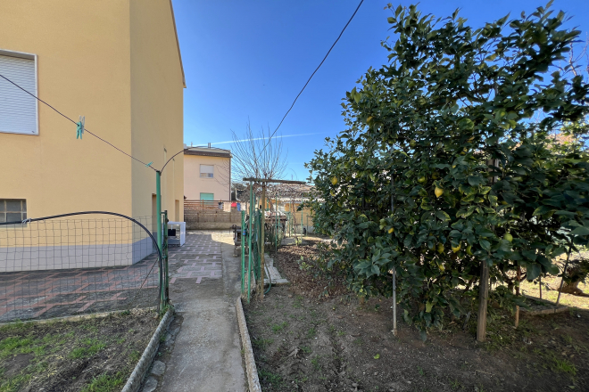 Porzione di bifamiliare in vendita a Venturina Terme (LI) - rif. A847