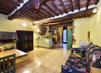 Appartamento indipendente in vendita a Campiglia Marittima (LI) - rif. E177