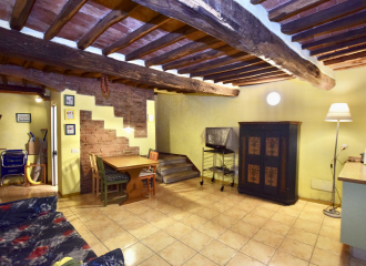 Appartamento indipendente in vendita a Campiglia Marittima (LI) - rif. E177