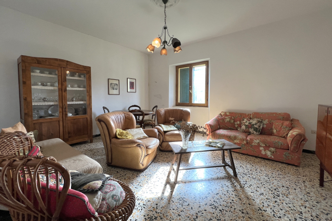 Porzione di bifamiliare in vendita a Boccheggiano (GR) - rif. G172