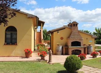 Struttura ricettiva in vendita a Campiglia Marittima (LI) - rif. R101
