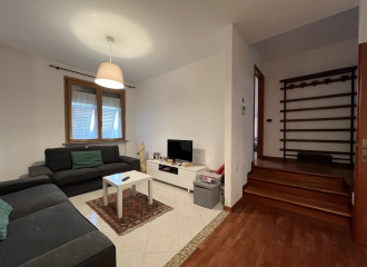 Porzione di bifamiliare in vendita a Venturina Terme (LI) - rif. A860