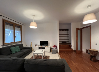 Porzione di bifamiliare in vendita a Venturina Terme (LI) - rif. A860