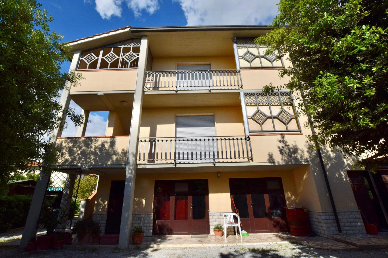 Casa indipendente in vendita a Campiglia Marittima (LI) - rif. A868