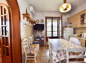 Casa indipendente in vendita a Campiglia Marittima (LI) - rif. A868