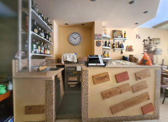Attività commerciale in vendita a San Vincenzo (LI) - rif. V14