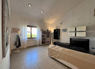 Villetta a schiera  in vendita a Venturina Terme (LI) - rif. A873
