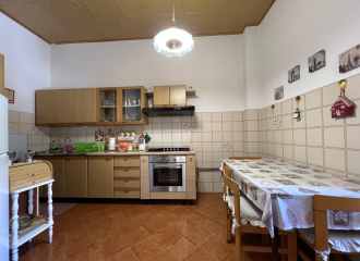 Porzione di casale in vendita a Campiglia Marittima (LI) - rif. R103