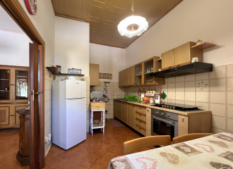Porzione di casale in vendita a Campiglia Marittima (LI) - rif. R103