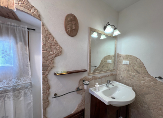 Appartamento in vendita a Campiglia Marittima (LI) - rif. E184
