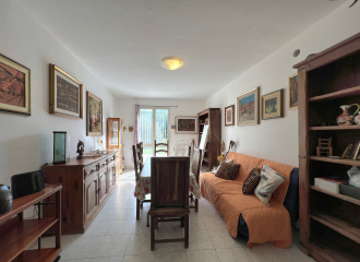 Porzione di trifamiliare in vendita a Suvereto (LI) - rif. G175