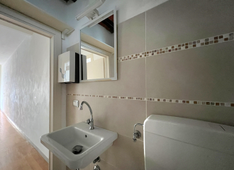 Locale in vendita a Venturina Terme (LI) - rif. V17