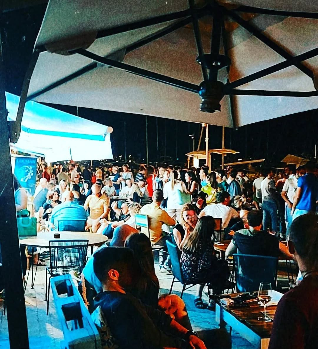 Attività commerciale in vendita a San Vincenzo (LI) - rif. V18