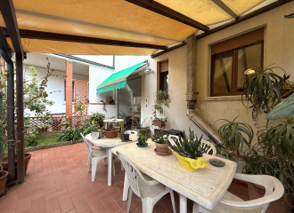 Villa a schiera in vendita a Populonia Stazione (LI) - rif. B215