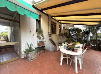 Villa a schiera in vendita a Populonia Stazione (LI) - rif. B215