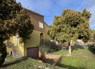 Porzione di bifamiliare in vendita a Venturina Terme (LI) - rif. A883