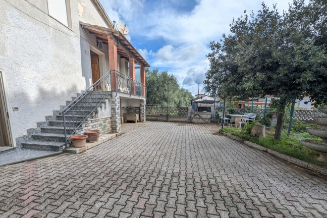 Villa in vendita a Cafaggio (LI) - rif. A885