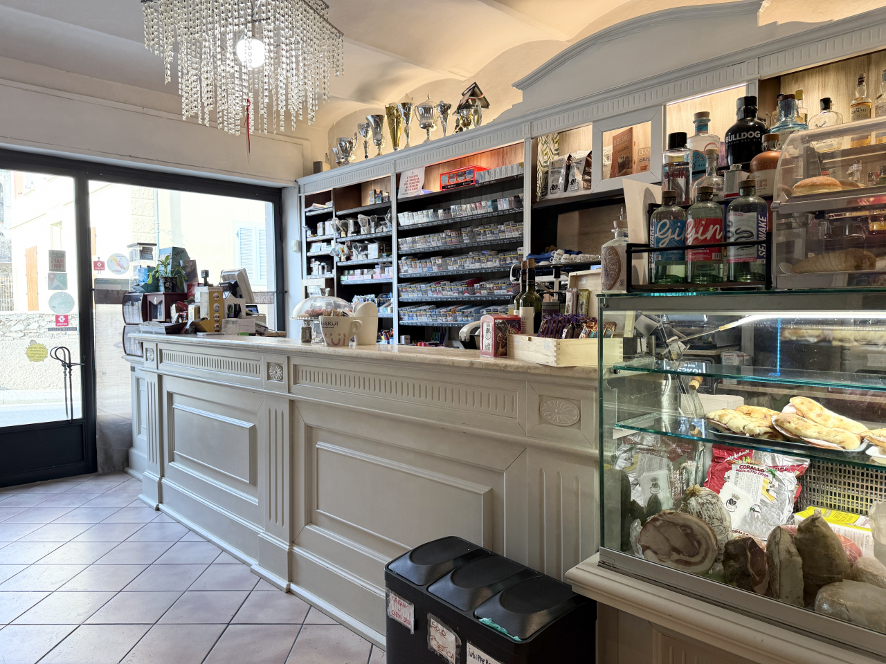 Locale in vendita a Suvereto (LI) - rif. V19