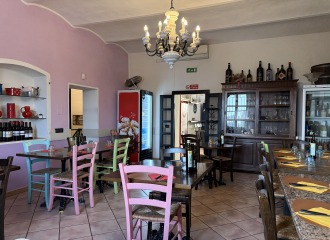 Locale in vendita a Suvereto (LI) - rif. V19