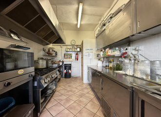 Locale in vendita a Suvereto (LI) - rif. V19