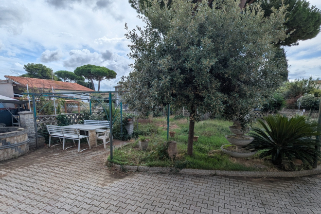 Villa in vendita a Cafaggio (LI) - rif. A885