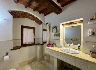 Appartamento in vendita a Campiglia Marittima (LI) - rif. E185