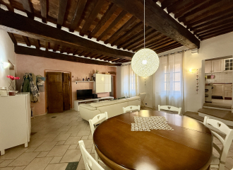 Appartamento in vendita a Campiglia Marittima (LI) - rif. E185