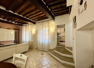 Appartamento in vendita a Campiglia Marittima (LI) - rif. E185