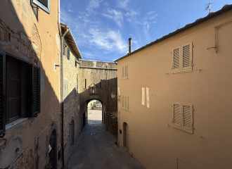Appartamento in vendita a Campiglia Marittima (LI) - rif. E185