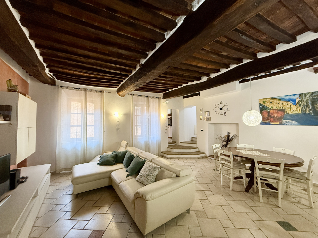 Appartamento in vendita a Campiglia Marittima (LI) - rif. E185