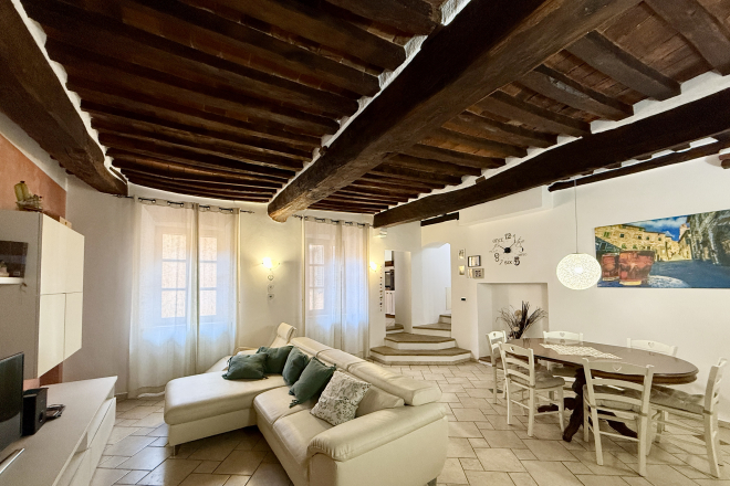 Appartamento in vendita a Campiglia Marittima (LI) - rif. E185