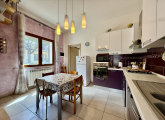 Porzione di bifamiliare in vendita a San Vincenzo (LI) - rif. H288