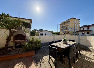 Porzione di bifamiliare in vendita a San Vincenzo (LI) - rif. H288