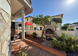 Porzione di bifamiliare in vendita a San Vincenzo (LI) - rif. H288