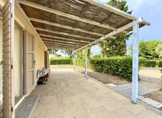 Rustico in vendita a Venturina Terme (LI) - rif. R104